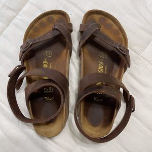 Birkenstocks Yara